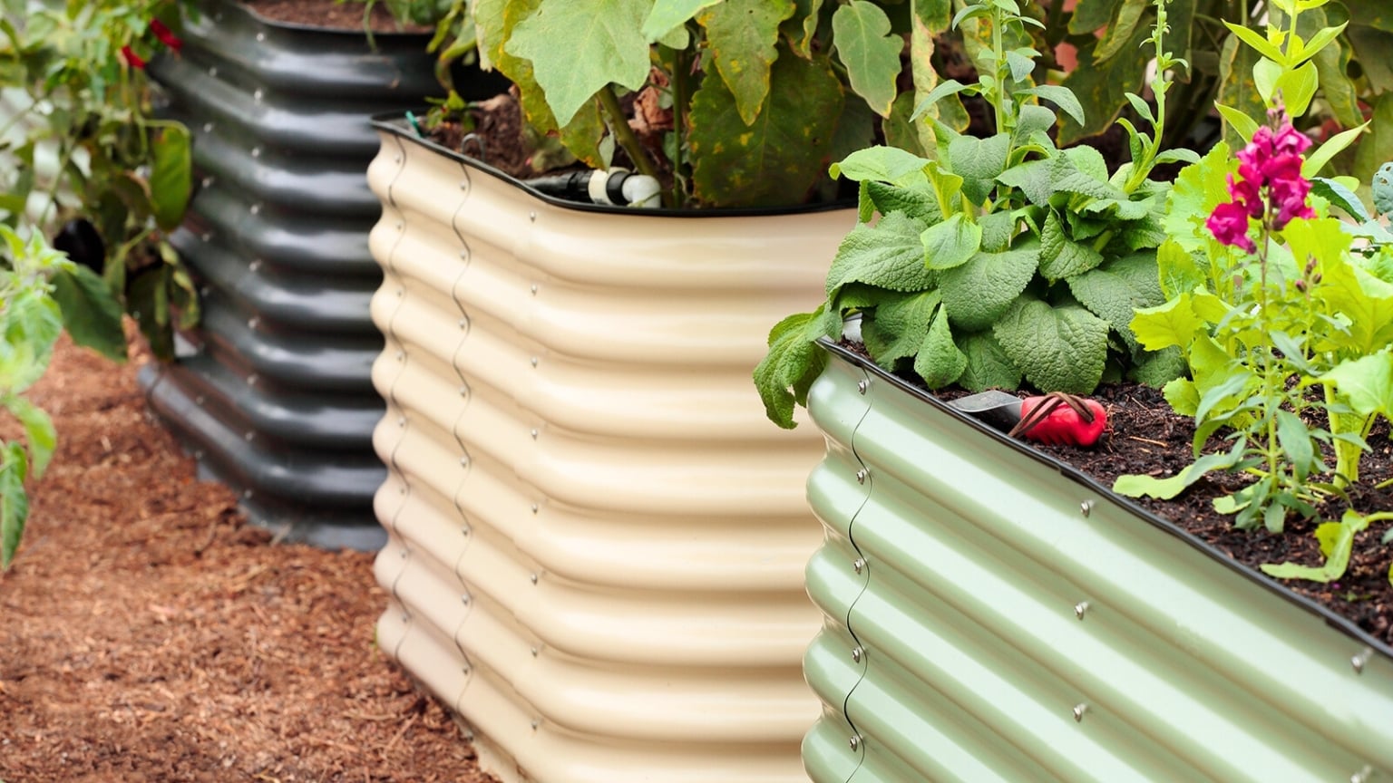 How To Fill A Tall Raised Garden Bed Quick & Easy